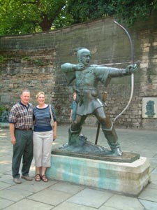 Mary and Ron Spon visiting Mansfield, October 2003, photo 7